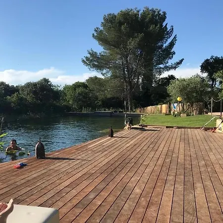 Des Teullieres Дом отдыха Жуна